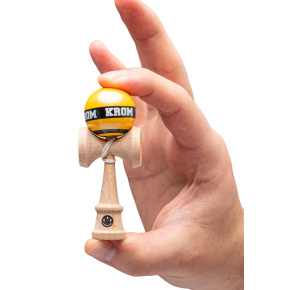 Außer Mikro 5-Set Kendama (Gelb) Außer Mikro 5-Set Kendama (Gelb)