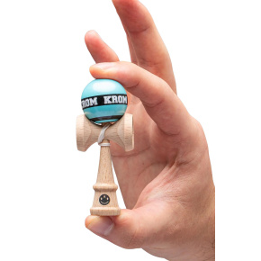 Krom Mikro 5-Set Kendama (Sky Blue) Krom Mikro 5-Set Kendama (Sky Blue)