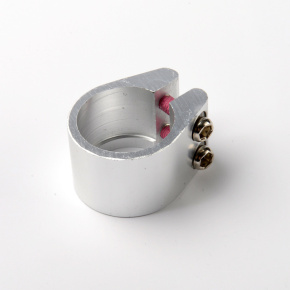 Lenkerrohrschelle - unten