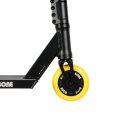 Freestyle Scooter UrbanArtt Bone Schwarz/Gelb 6" x 23"